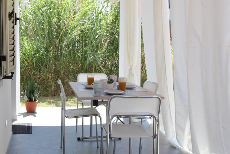 Holiday House Sardinia baunei Bianca Marea veranda 4