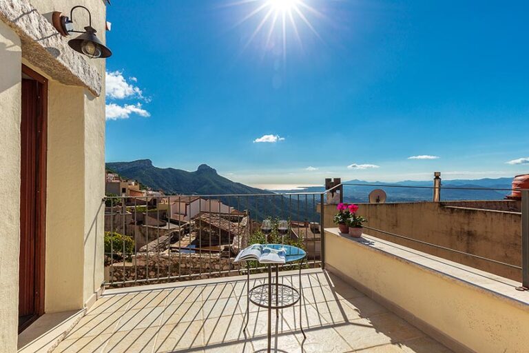 Holiday-House-Sardinia-baunei-casa-dommu-ala_34_low(1)