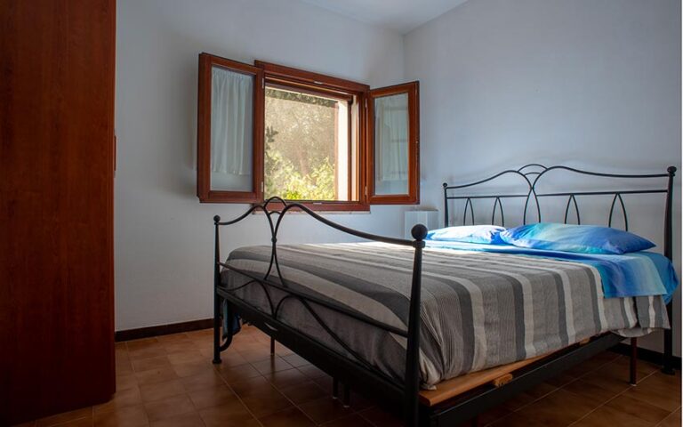 Holiday-House-Sardinia-baunei-casa-giardino-sul-mare_20206