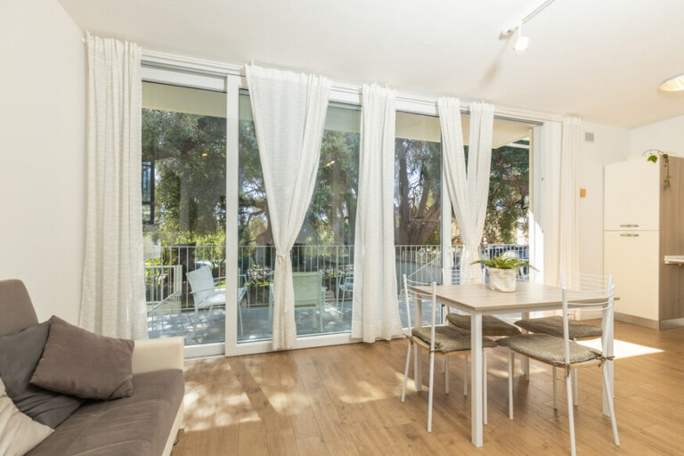 Holiday House Sardinia baunei olivastro B -030