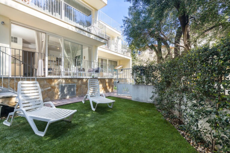 Holiday House Sardinia baunei olivastro B -042