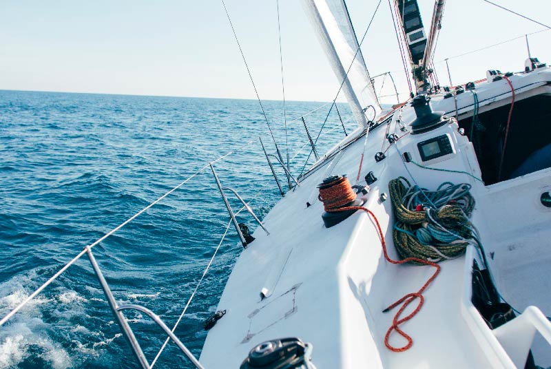 tour in yacht bynos tours