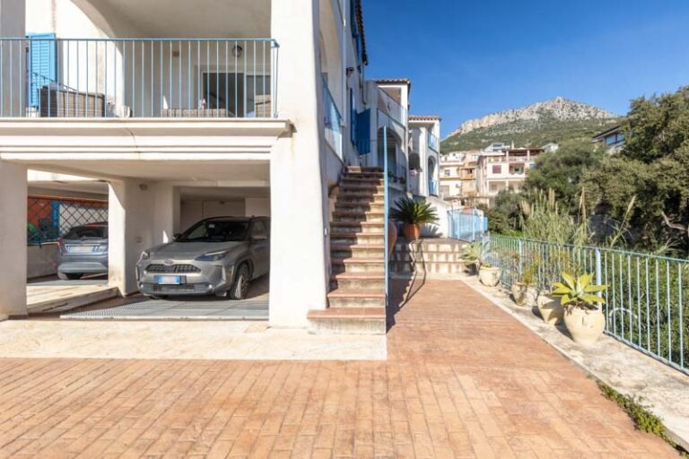 Bynos - Appartamenti Moni - Via Supramonte - Low-65